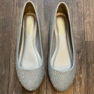 DREAM PAIRS Women's Sole-Shine Rhinestone Ballet Flats Silver Shoes Size 6.5